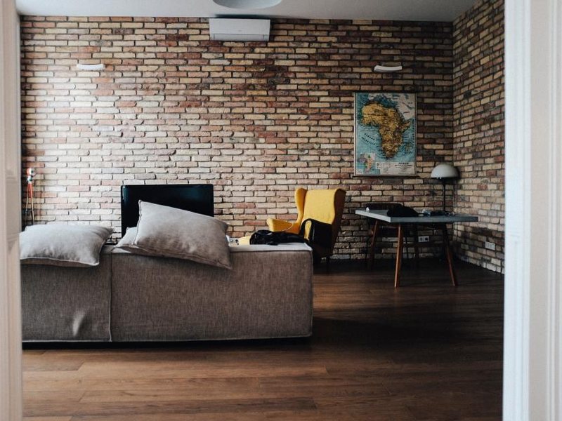 Loft con muro de ladrillo